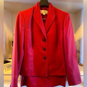 Le suit 2 piece suit (New)